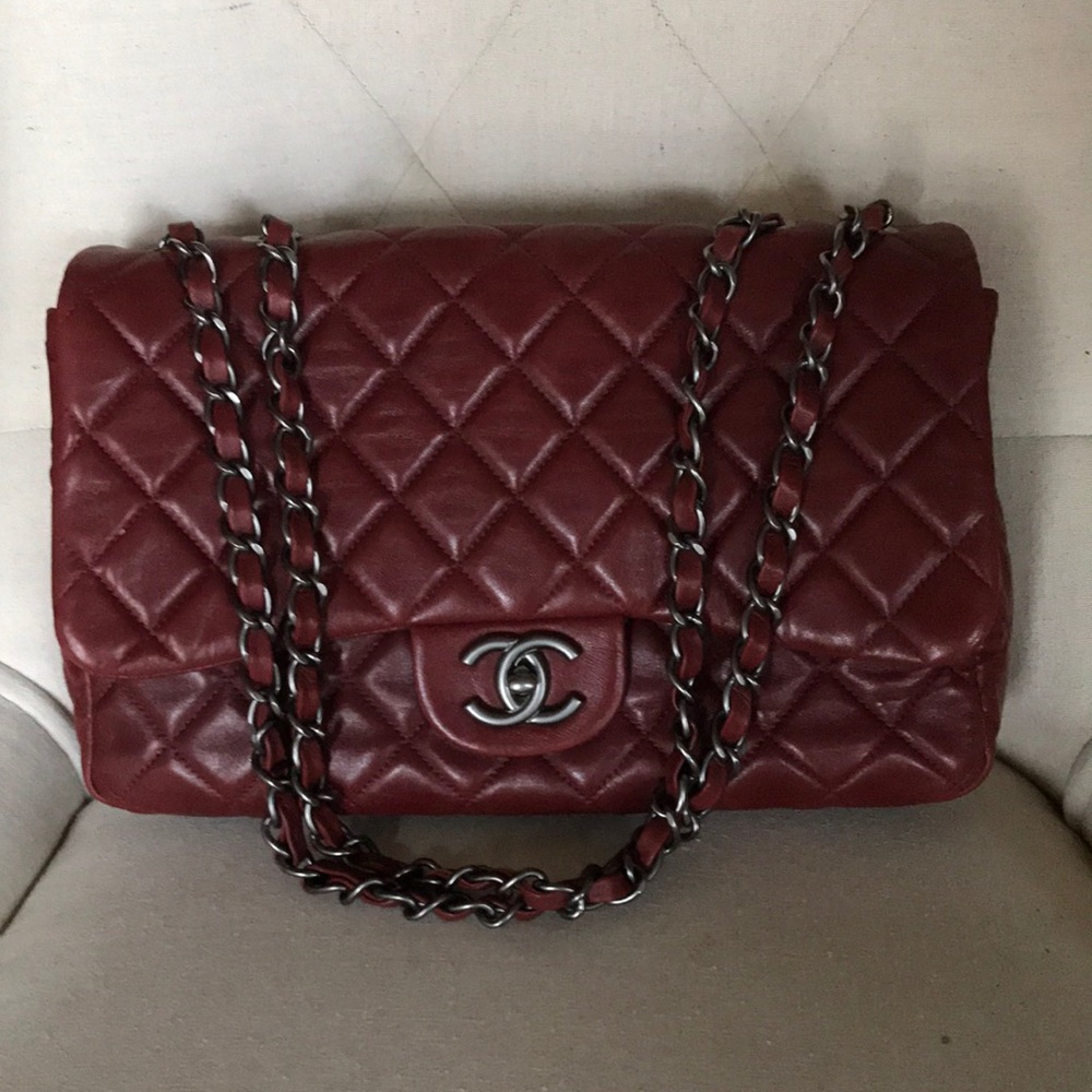 SOLD CHANEL Jumbo Lambskin Single Flap